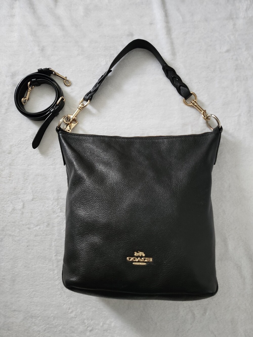 COACH Abby Duffle Black Pebbled Leather Hobo Crossbody Bag Minimalist Classic